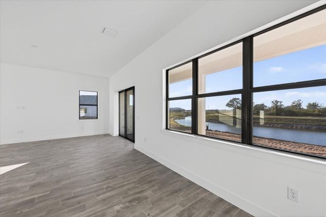 19111 FOX LANDING PLACE, Lakewood Ranch, FL 34211