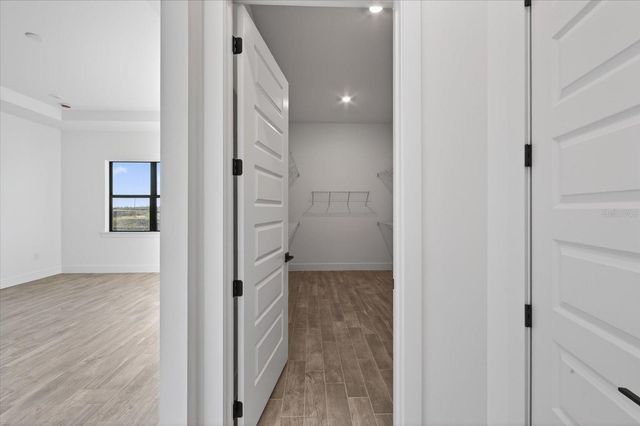 19111 FOX LANDING PLACE, Lakewood Ranch, FL 34211