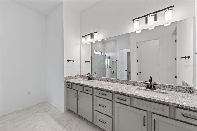 19111 FOX LANDING PLACE, Lakewood Ranch, FL 34211