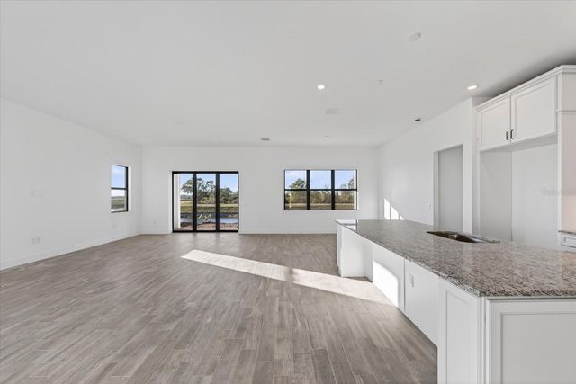 19111 FOX LANDING PLACE, Lakewood Ranch, FL 34211