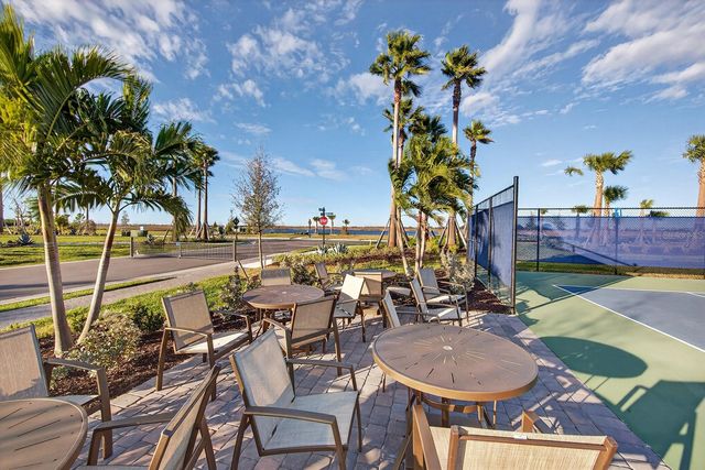 19111 FOX LANDING PLACE, Lakewood Ranch, FL 34211