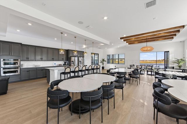 19111 FOX LANDING PLACE, Lakewood Ranch, FL 34211