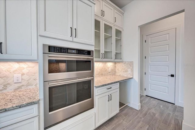 19111 FOX LANDING PLACE, Lakewood Ranch, FL 34211