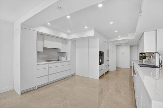 4301 N Ocean Boulevard 1105, Boca Raton, FL 33431