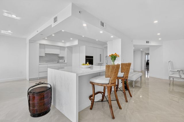 4301 N Ocean Boulevard 1105, Boca Raton, FL 33431