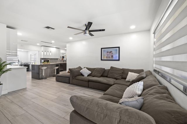 3230 ROOSEVELT Street, Hollywood, FL 33021