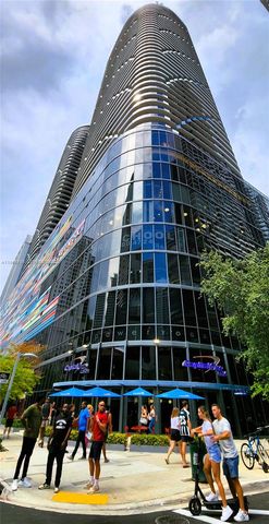 45 SW 9th St 2108, Miami, FL 33130