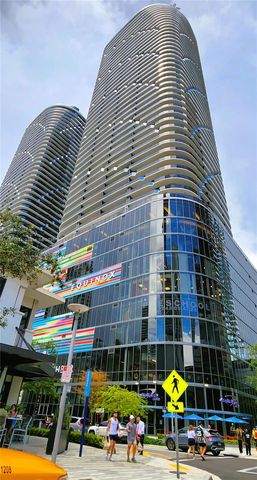 45 SW 9th St 2108, Miami, FL 33130