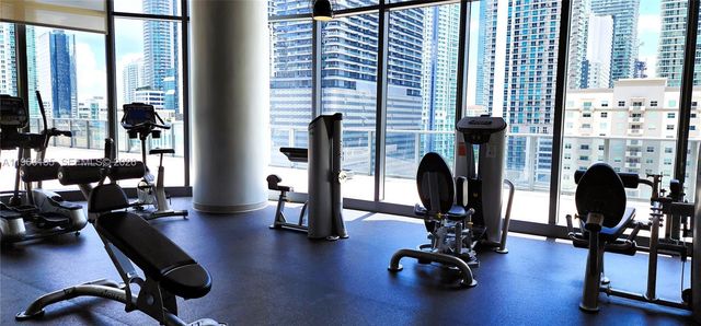 45 SW 9th St 2108, Miami, FL 33130