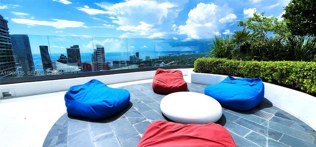 45 SW 9th St 2108, Miami, FL 33130