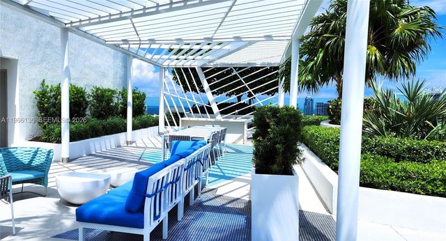 45 SW 9th St 2108, Miami, FL 33130