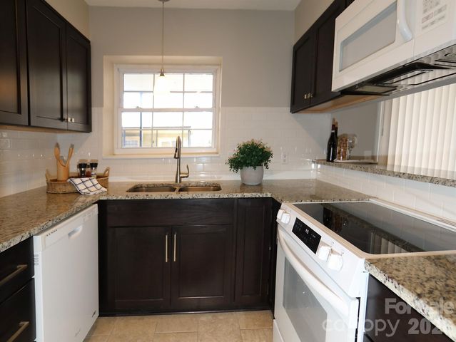 2628 Park Road G, Charlotte, NC 28209