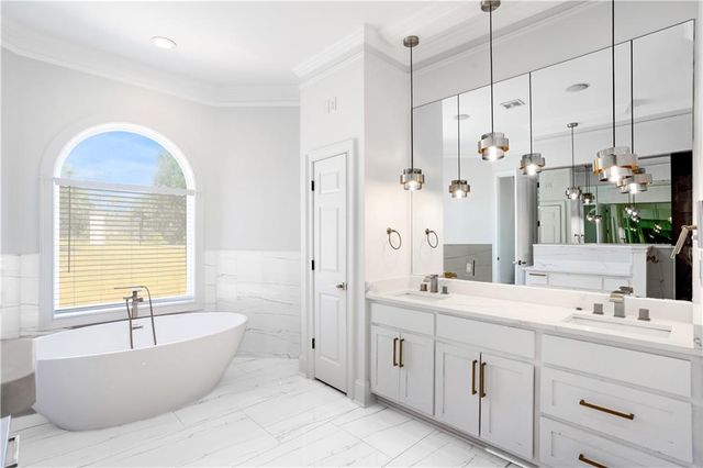 105 Ensley Point, Fayetteville, GA 30214