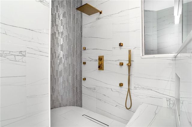 105 Ensley Point, Fayetteville, GA 30214