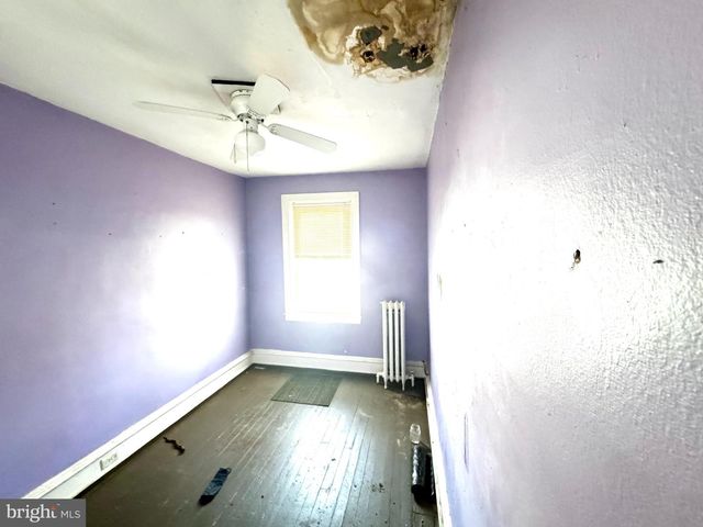 421 DARBY TER, Darby, PA 19023