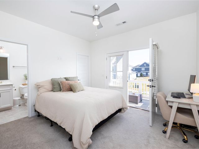 1945 Amacher Dr, Spring Hill, TN 37174