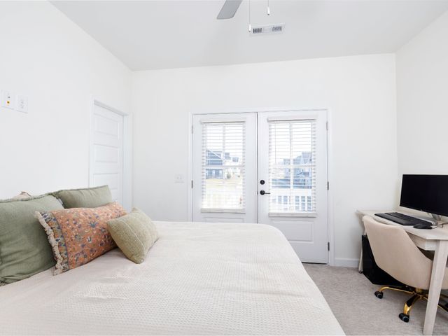 1945 Amacher Dr, Spring Hill, TN 37174