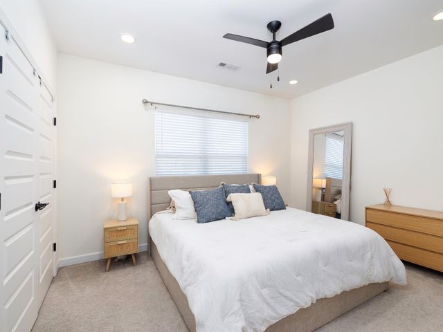 1945 Amacher Dr, Spring Hill, TN 37174