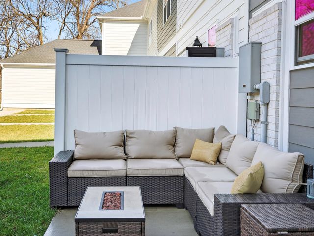 1945 Amacher Dr, Spring Hill, TN 37174