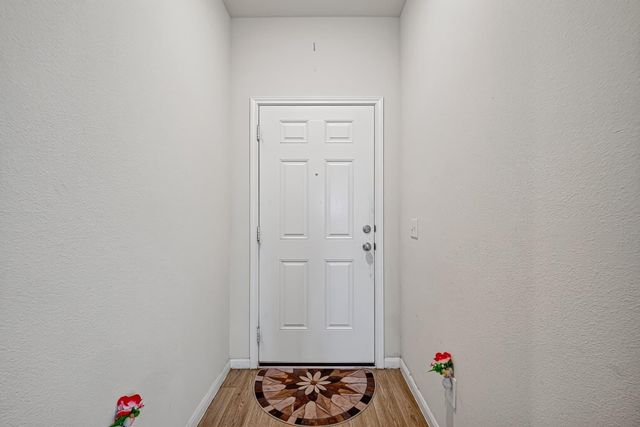 6903 Hobby Wind Ridge Drive, Houston, TX 77075
