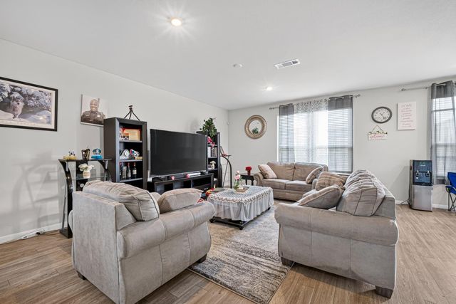 6903 Hobby Wind Ridge Drive, Houston, TX 77075
