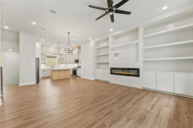 1948 Purswell Road, Houston, TX 77055