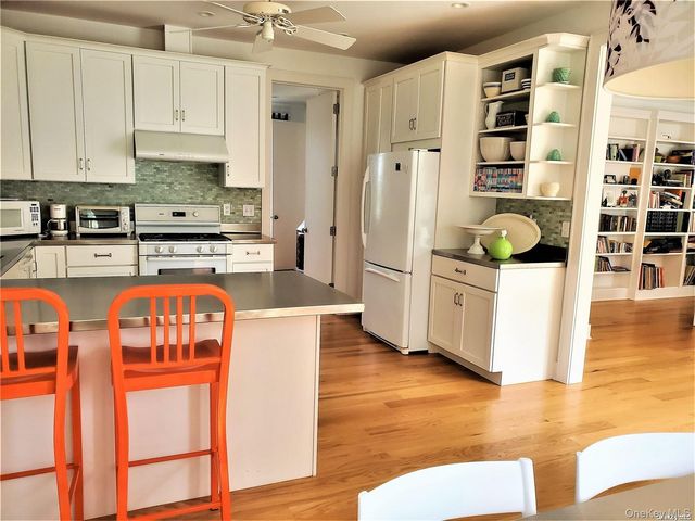 1000 Rambler Road, Southold, NY 11971