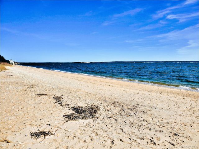 1000 Rambler Road, Southold, NY 11971