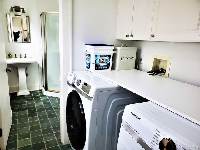 1000 Rambler Road, Southold, NY 11971