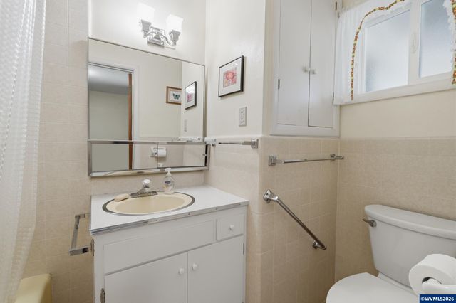 1740 NW Woodland Dr, Corvallis, OR 97330