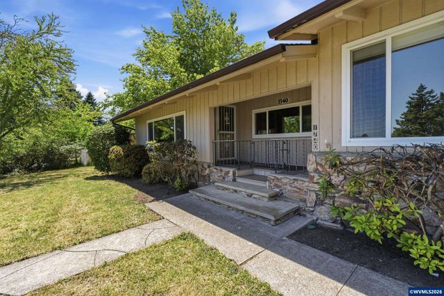 1740 NW Woodland Dr, Corvallis, OR 97330