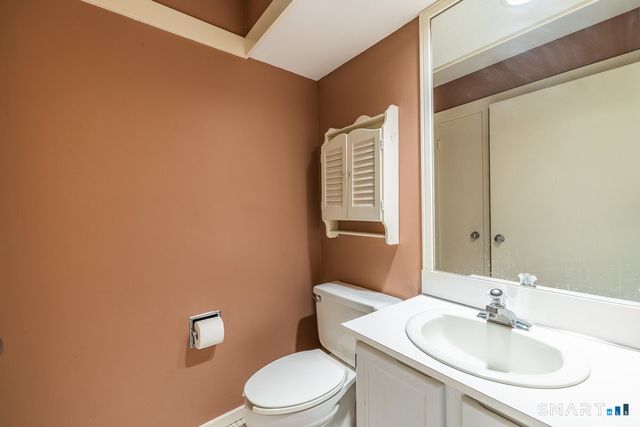 547 Heritage Village D, Southbury, CT 06488