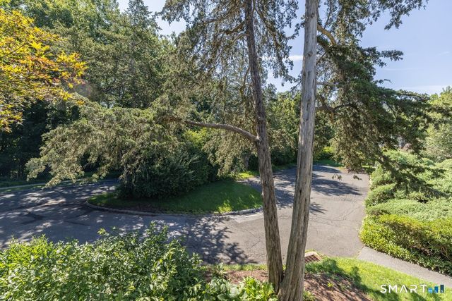 547 Heritage Village D, Southbury, CT 06488