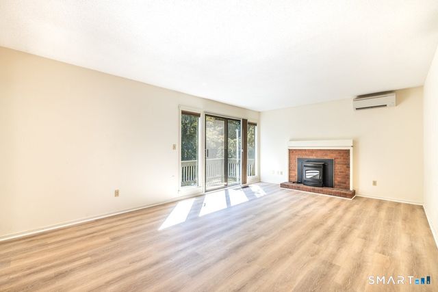 547 Heritage Village D, Southbury, CT 06488