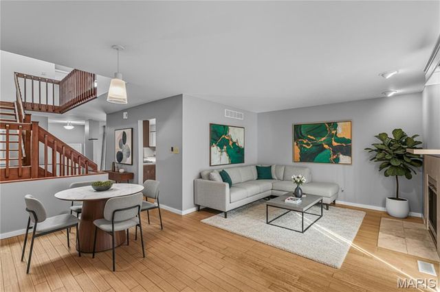 11636 Cedar Walk Drive, Unincorporated, MO 63146