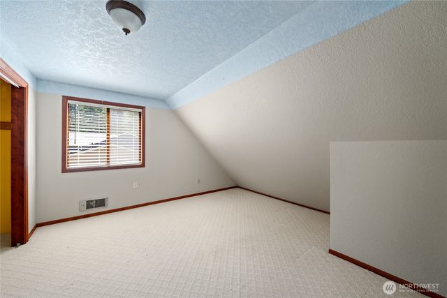211 E Aycliffe Drive, Shelton, WA 98584
