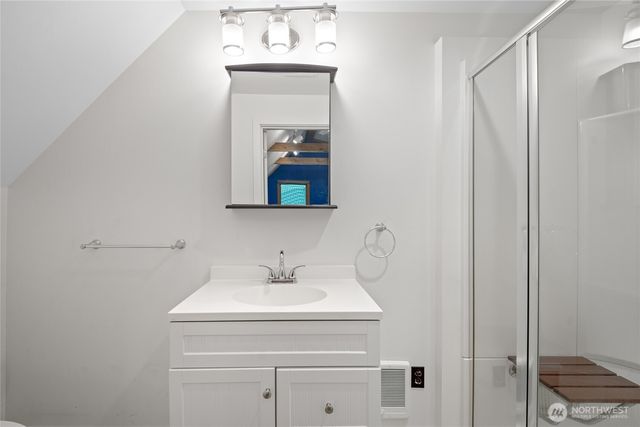 211 E Aycliffe Drive, Shelton, WA 98584