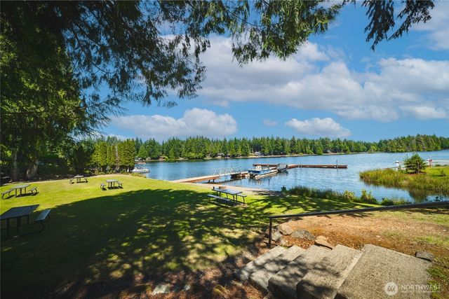 211 E Aycliffe Drive, Shelton, WA 98584