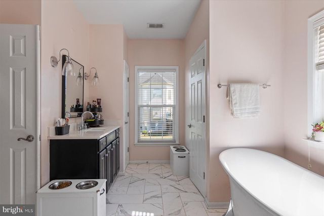 5570 CATTAIL CT, Warrenton, VA 20187