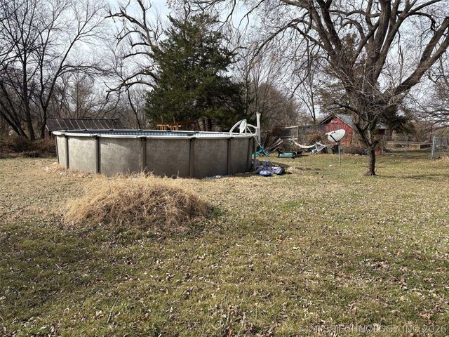 1307 S Madison Boulevard, Bartlesville, OK 74006