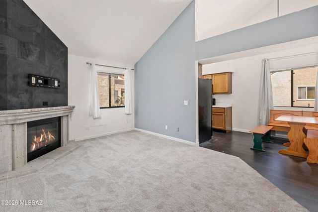 3690 N Country Club Rd Apt 1006, Tucson, AZ 85716