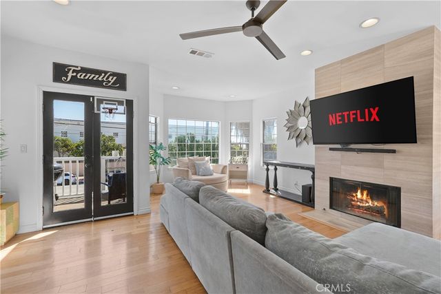 2911 S Pacific, San Pedro, CA 90731