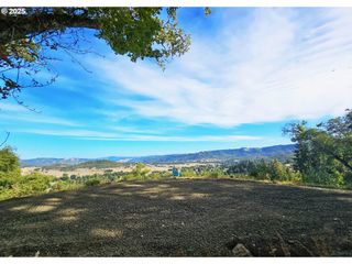 0 BLACK OAK Dr, Roseburg, OR 97471