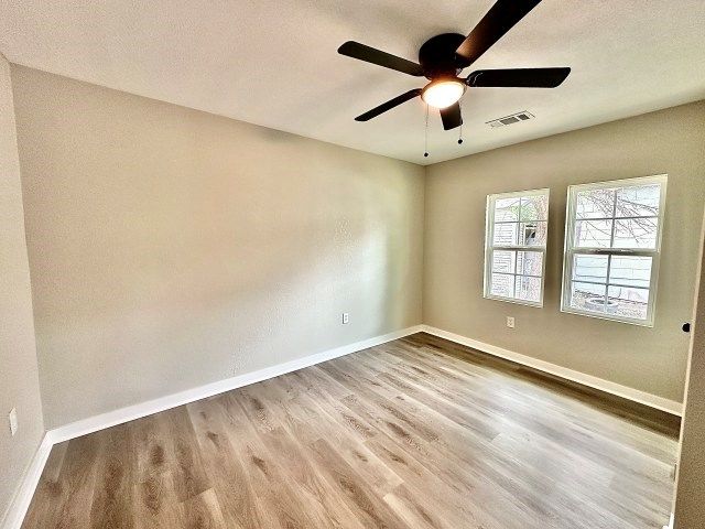 1004 Oak St, Sweetwater, TX 79556