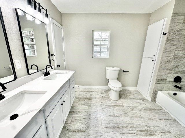 1004 Oak St, Sweetwater, TX 79556