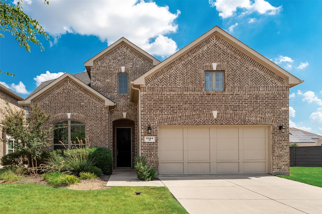 5104 Shallow Pond Drive, Little Elm, TX 76227 — exterior