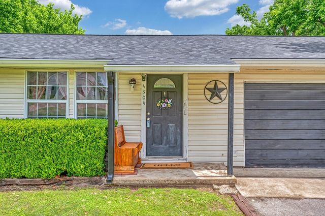 4304 Valview Drive, Waco, TX 76708