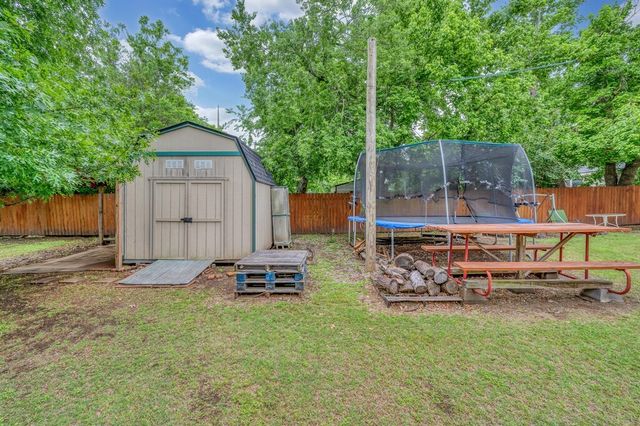 4304 Valview Drive, Waco, TX 76708