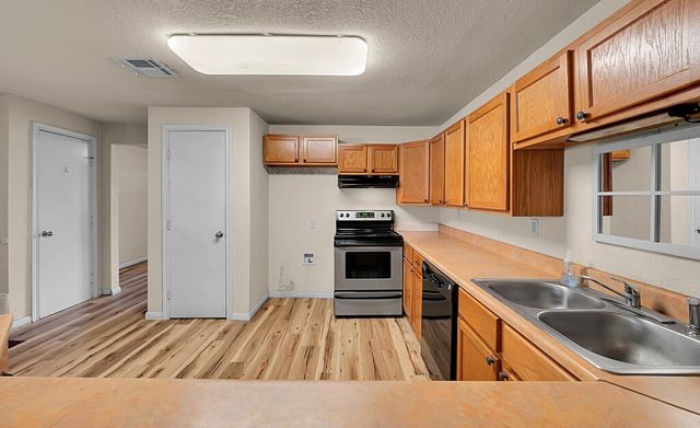 4304 Valview Drive, Waco, TX 76708