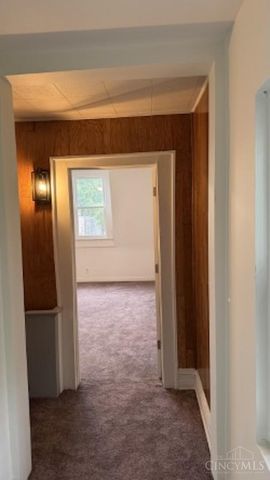 5636 Helen Street, Elmwood Place, OH 45216